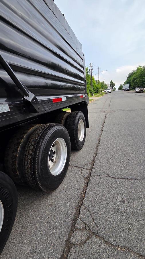 Used 2003 Mack *** ALLISON AUTOMATIC *** CV713 Granite