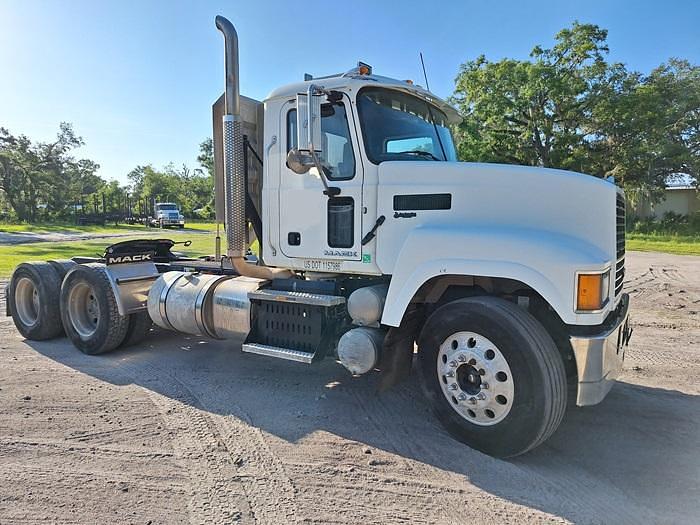 Used 2016 Mack CHU613