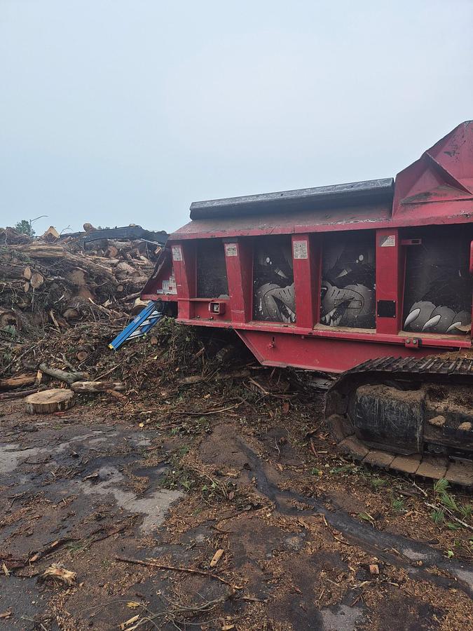 Used 2010 Bandit 4680T with chipping and grinding package