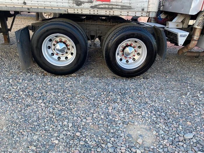 Used 2010 Freightliner Columbia 120