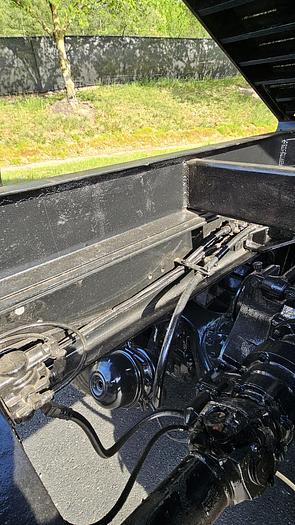 Used 2005 *** ALLISON AUTOMATIC *** Mack CV713 Granite