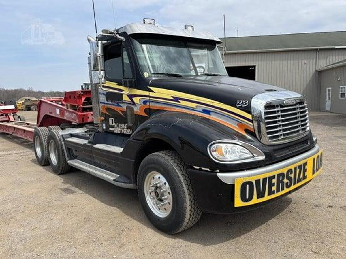 Used 2001 Freight line  Columbia 120/ Wet Line Kit 