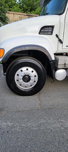 Used 2006 *** ALLISON AUTO *** MACK CV713 Granite