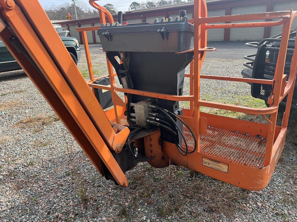 Used 2011 JLG 450 aerial lift/ boom lift
