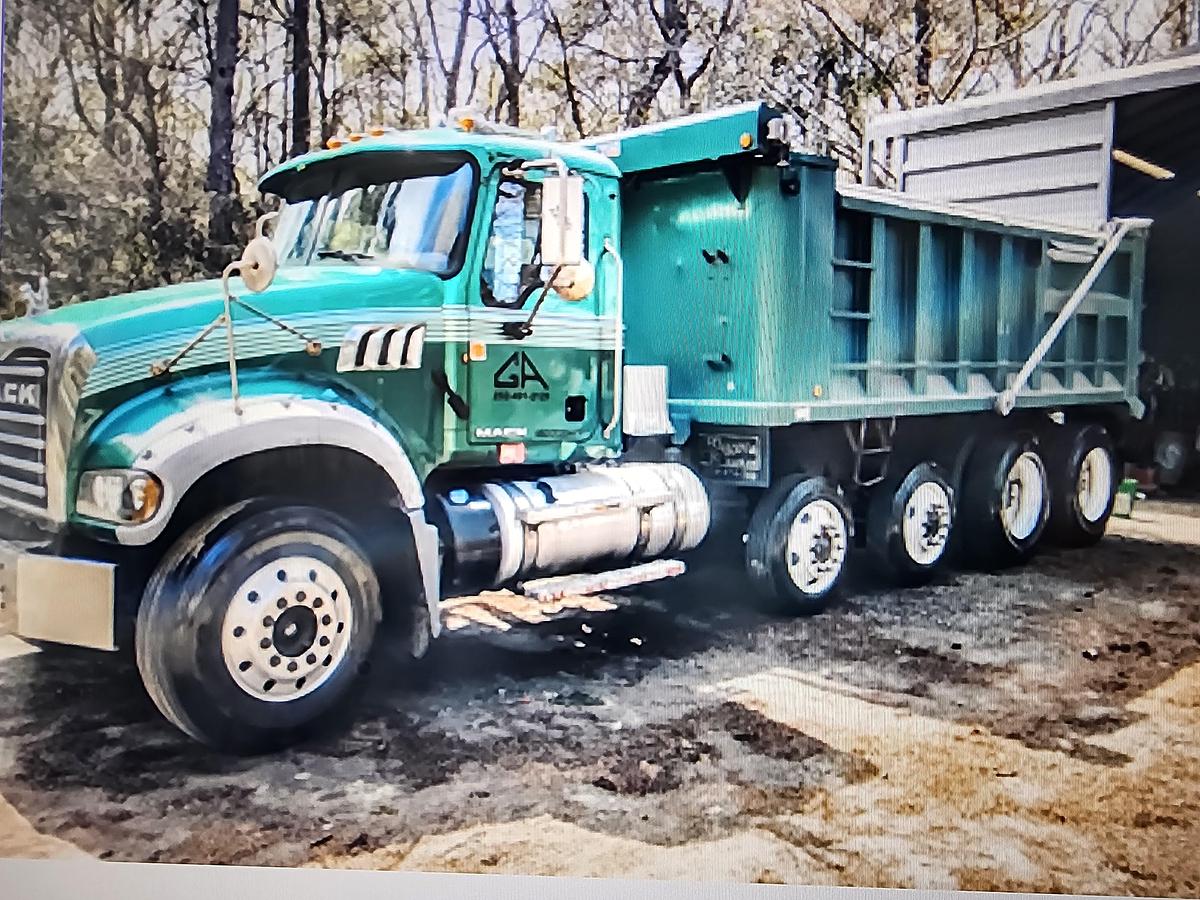 Used 2012 Mack GU713 *** Allison Automatic*** Granite