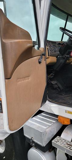 Used 2003 Mack CV713 Granite