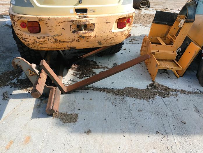 Used 2000 Volvo D20L PART Machine