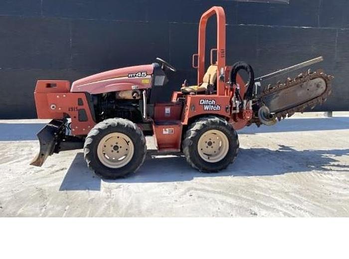 Used 2013 Ditch Witch RT45