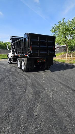 Used 2005 *** ALLISON AUTOMATIC *** Mack CV713 Granite