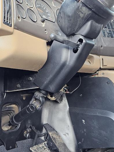 Used 2005 Mack *** ALLISON AUTOMATIC *** CV713 Granite