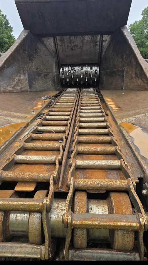 Used 2012 Morbark 3036 chipper