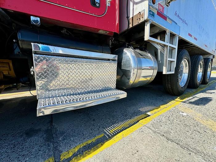 Used 2007 Peterbilt 357 *** NEW ENGINE ***