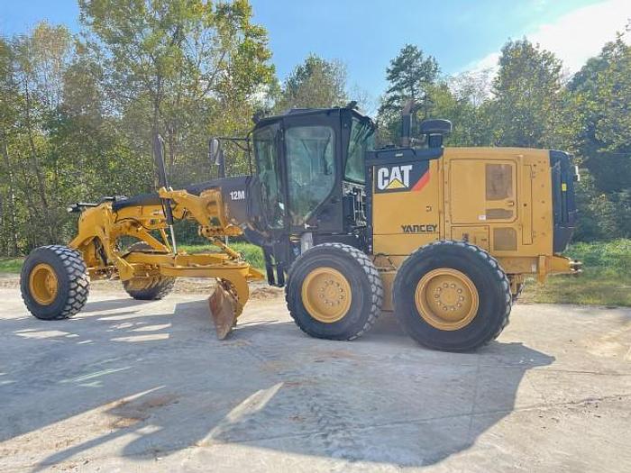 Used 2016 CATERPILLAR 12M
