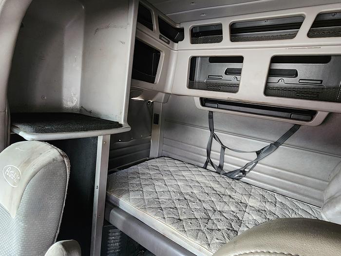 Used 2009 Peterbilt 386