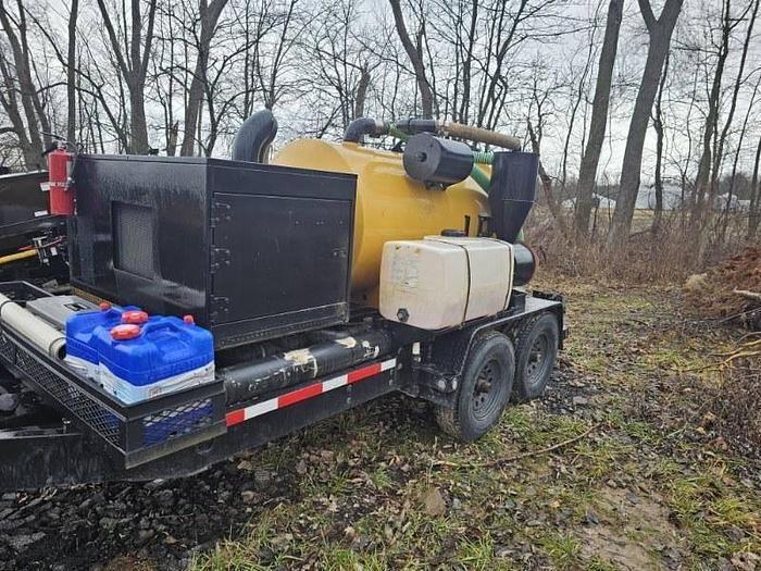 Used 2006 McElrath Vermeer 500Gal