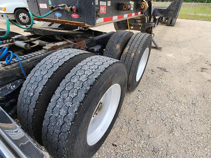 Used 2009 Peterbilt 386