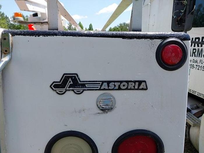 Used 2004 Ford F450 Altec Bucket Truck