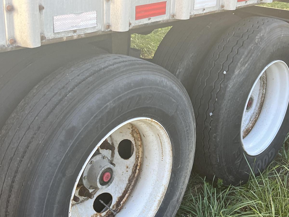 Used 2000 Peerless 45' & 48 X 98" Walking floor