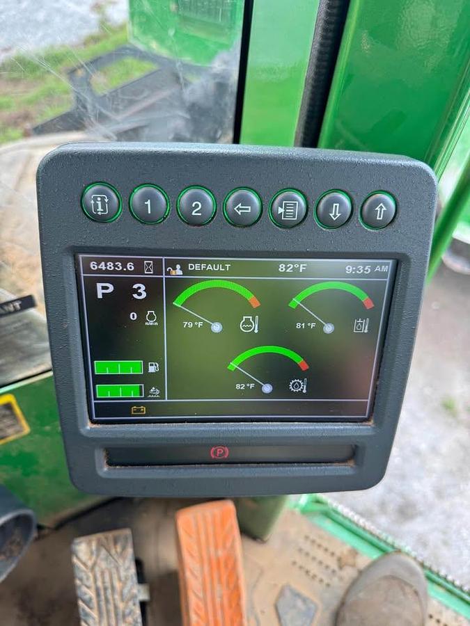 Used 2022 John Deere 648L2