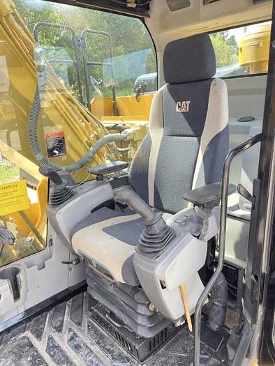 Used 2013 Caterpillar 320EL