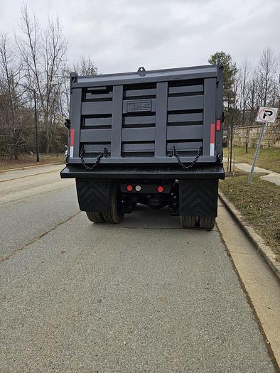 Used 2004 Mack *** ALLISON AUTOMATIC *** CV713 Granite