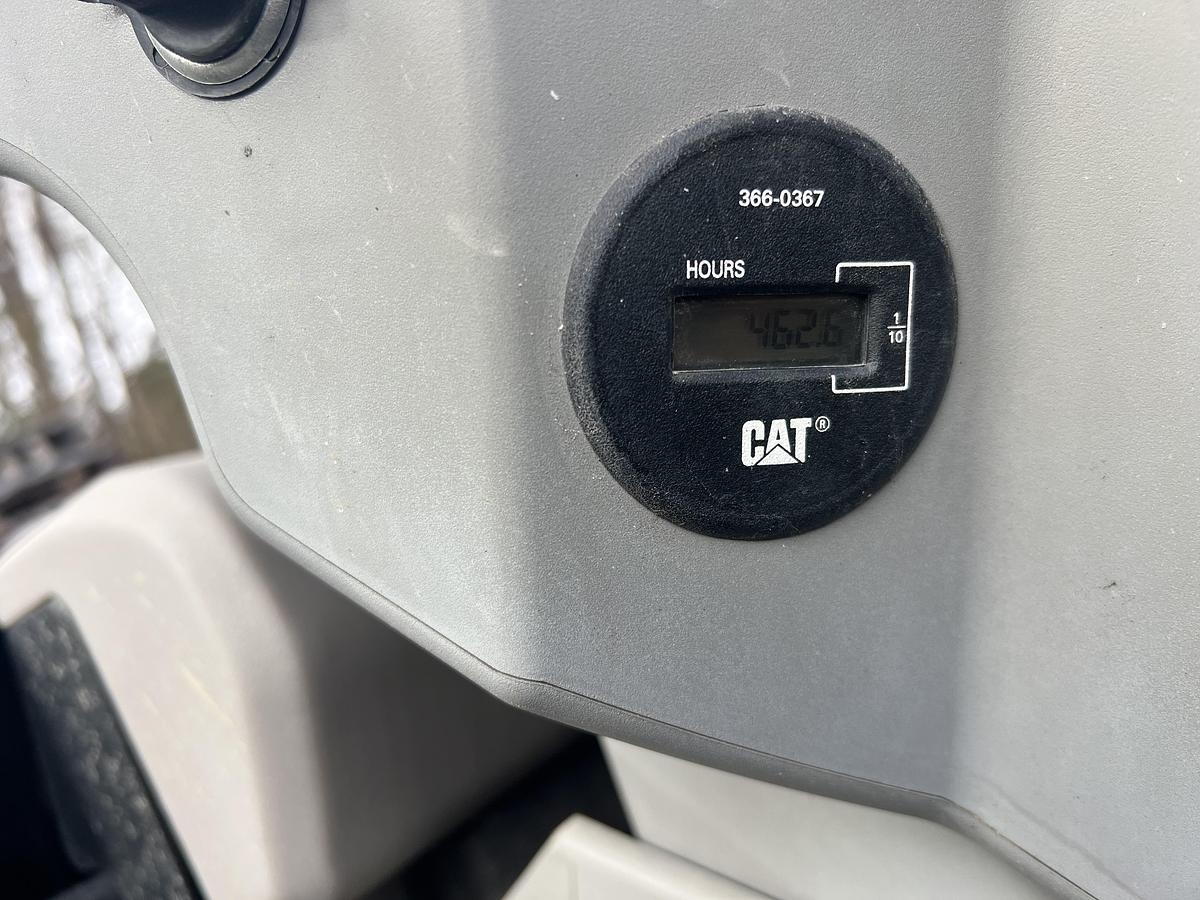 Used 2022 CAT 903D