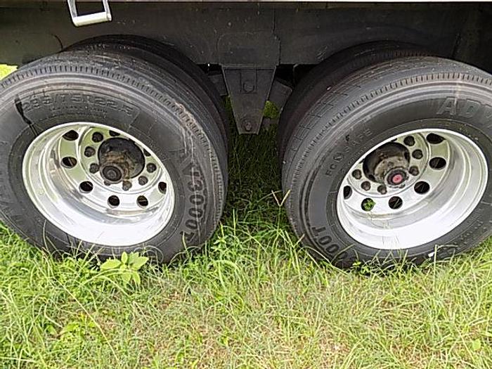 Used 2003 Manac 45'x96" Chip Trailer HD wall