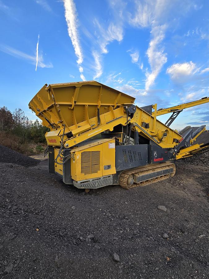Used 2022 Keestrack K5 scalper screen