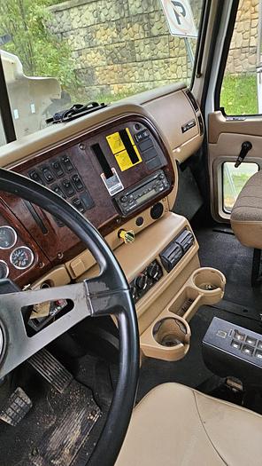 Used 2006 *** ALLISON AUTOMATIC *** Mack CV713 Granite