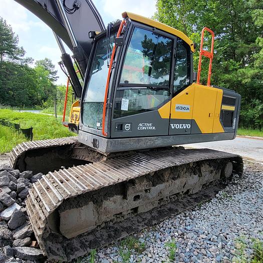Used 2021 Volvo EC220E