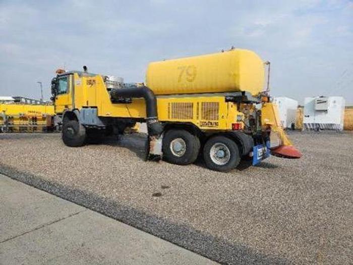 Used 2008 Boschung CH-1753 Jetbroom