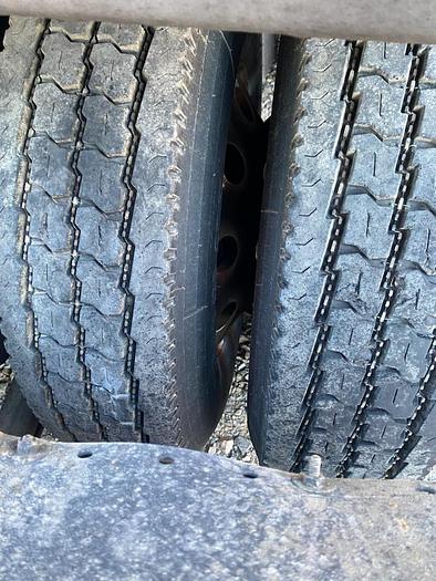 Used 2010 Freightliner Columbia 120