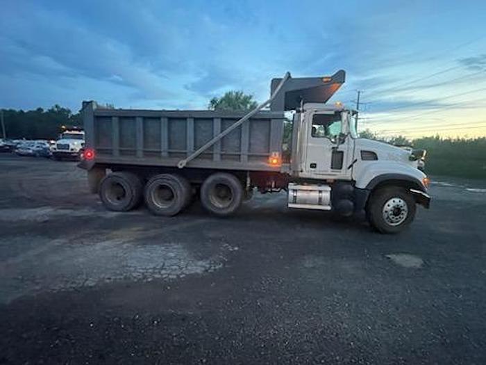 Used 2005 Mack *** ALLISON AUTOMATIC *** CV713 Granite