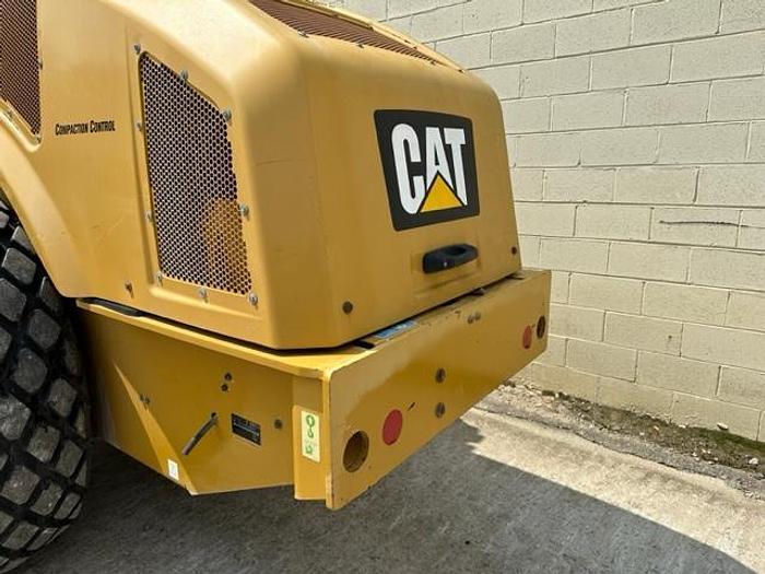 Used 2017 Caterpillar CS54B