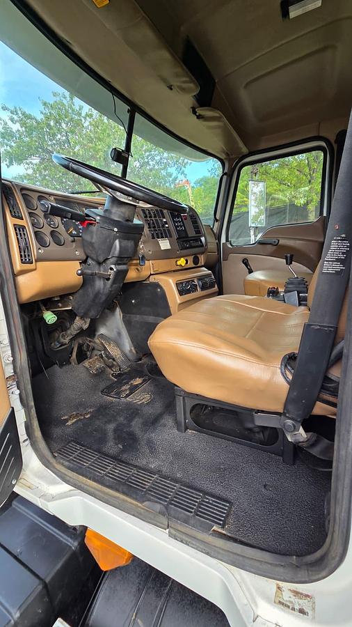 Used 2006 Mack *** ALLISON AUTOMATIC *** CV713 Granite