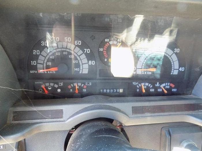 Used 2000 GMC C7500 Grapple Truck