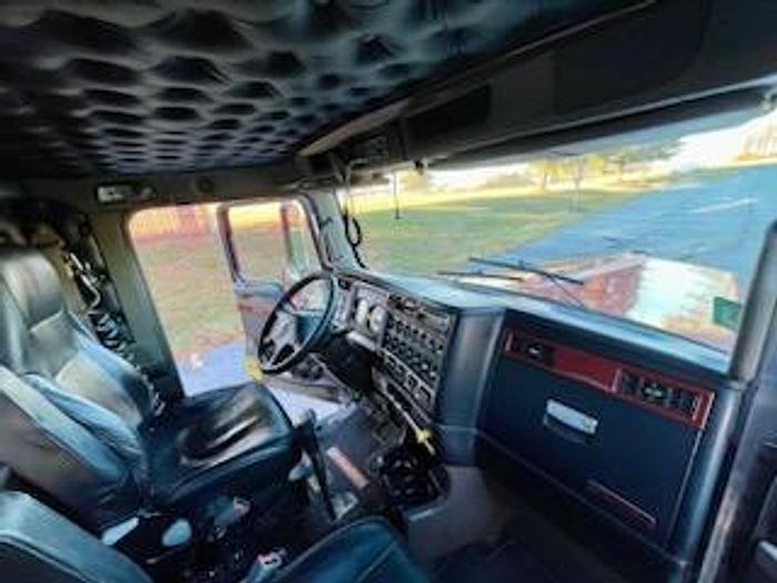 Used 2007 Peterbilt **0** Miles on Engine Rebuild W900L