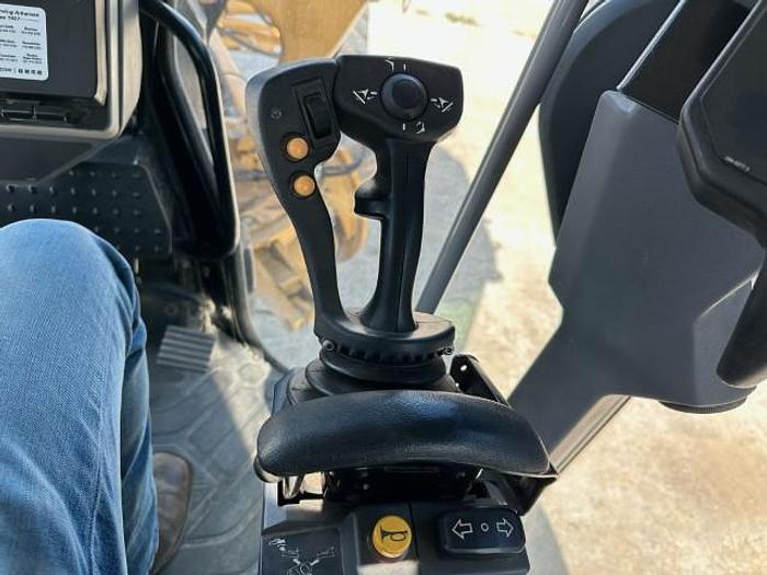 Used 2019 Caterpillar 120