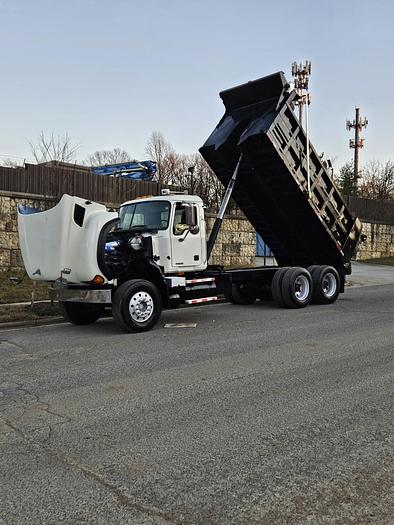 Used 2005 Mack *** ALLISON AUTOMATIC *** CV713 Granite