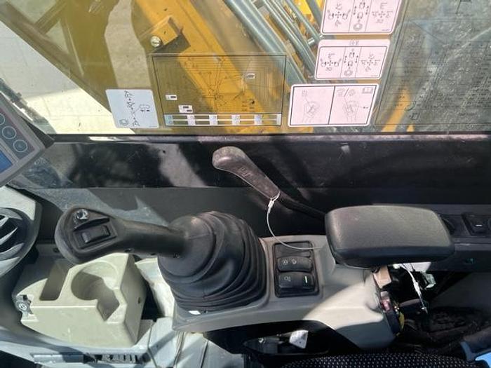 Used 2017 CATERPILLAR 307E2