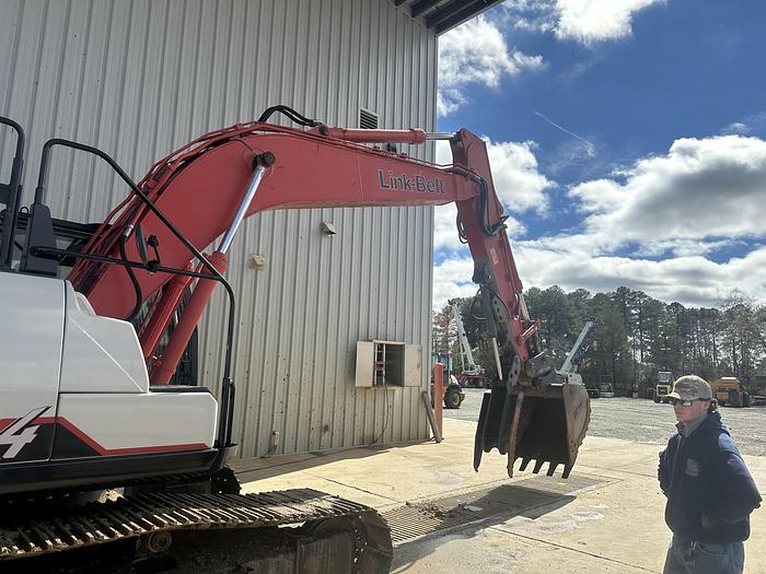 Used 2020 Link-Belt 210 / with Hyd thumb