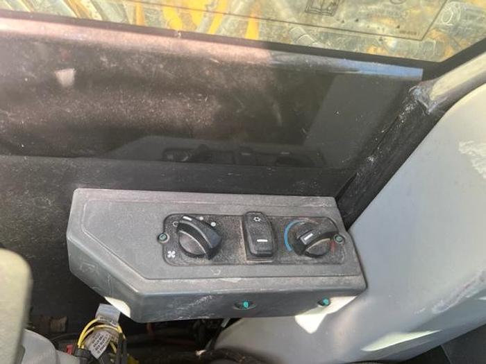 Used 2017 CATERPILLAR 307E2