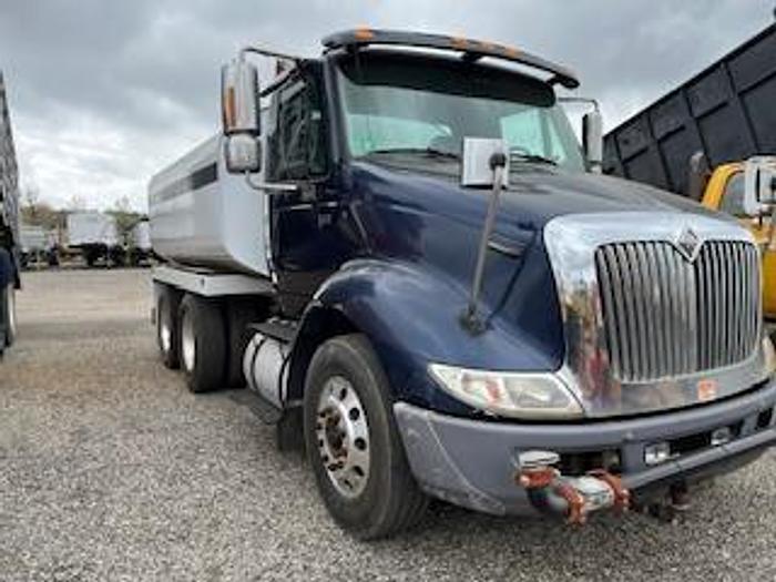 Used 2007 International Water Truck