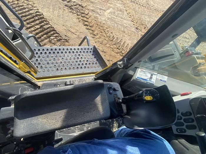 Used 2018 Komatsu WA500-8