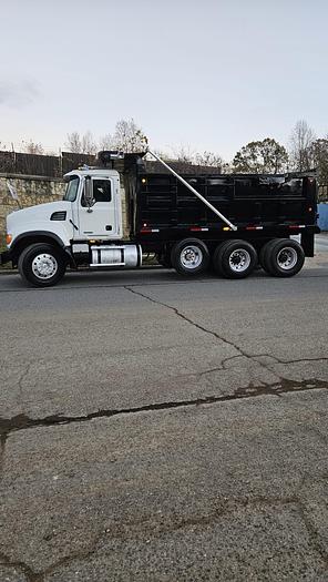 Used 2007 *** ALLISON AUTO *** MACK CV713 Granite