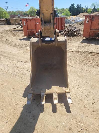 Used 2004 Caterpillar 320CL
