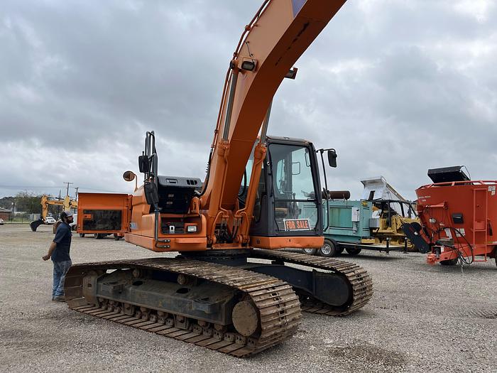 Used 2014 Doosan DX225LC