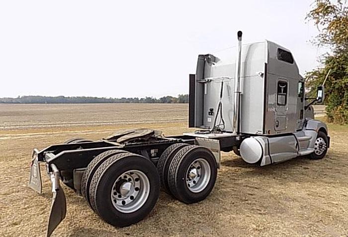 Used 2014 Kenworth T6 Tandem Axle Sleeper