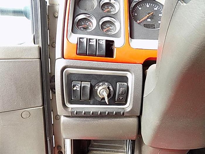 Used 2014 Kenworth T6 Tandem Axle Sleeper