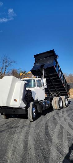 Used 2000 Mack *** Allison Automatic ***  RD688s